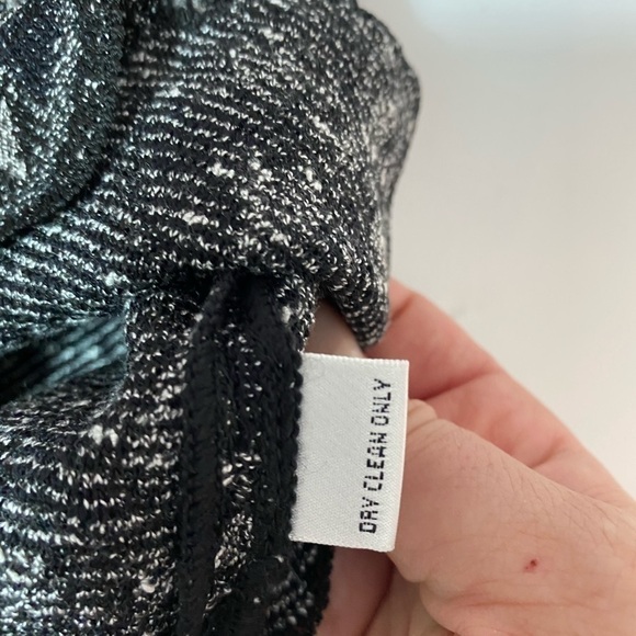 St. John Knit Cami - Picture 3 of 5